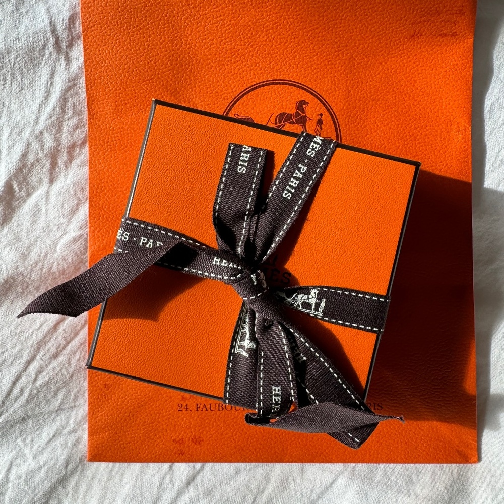 Authentic Hermes Shopping Bag and Box With Ribbon